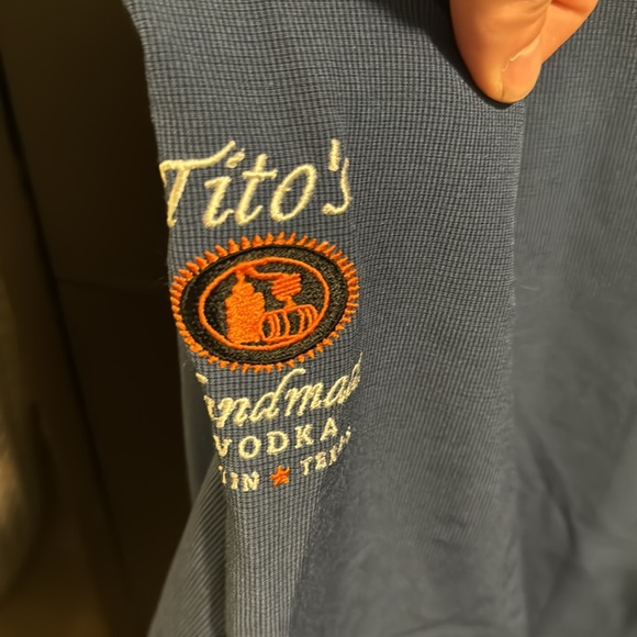 Travis Mathew grey sweater with Tito’s logo - Picture 3 of 3